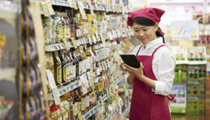 ス－パーのパート