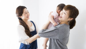 シングルマザーでも子供を育てていける仕事は？みんなが保育士を目指す理由